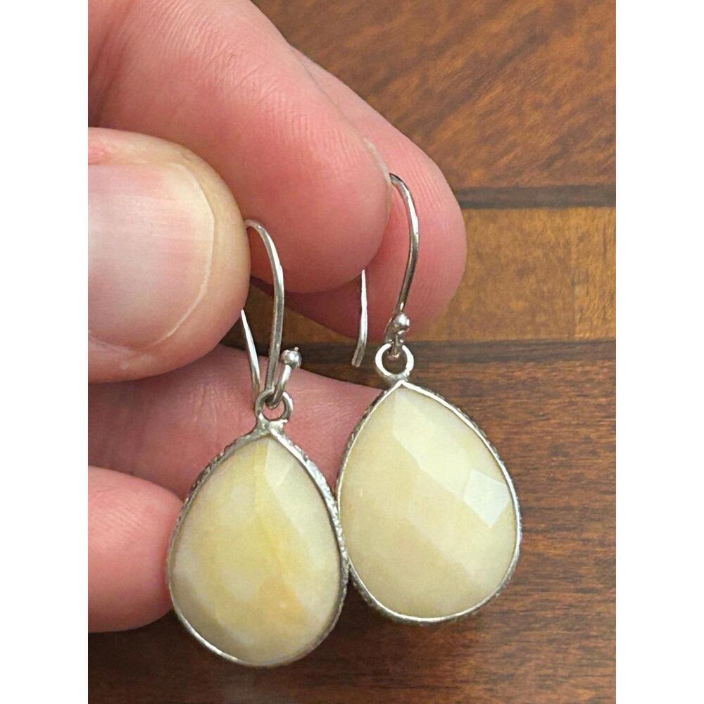 N2 925 sterling silver very cute earrings